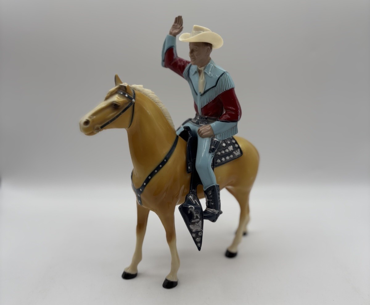 Vintage Roy Rogers Trigger Plastic Cowboy Action Figures Horse Saddle READ
