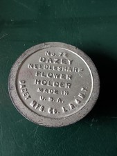Vintage Dazey No. 72 Vintage Needlesharp Flower Holder. Nice
