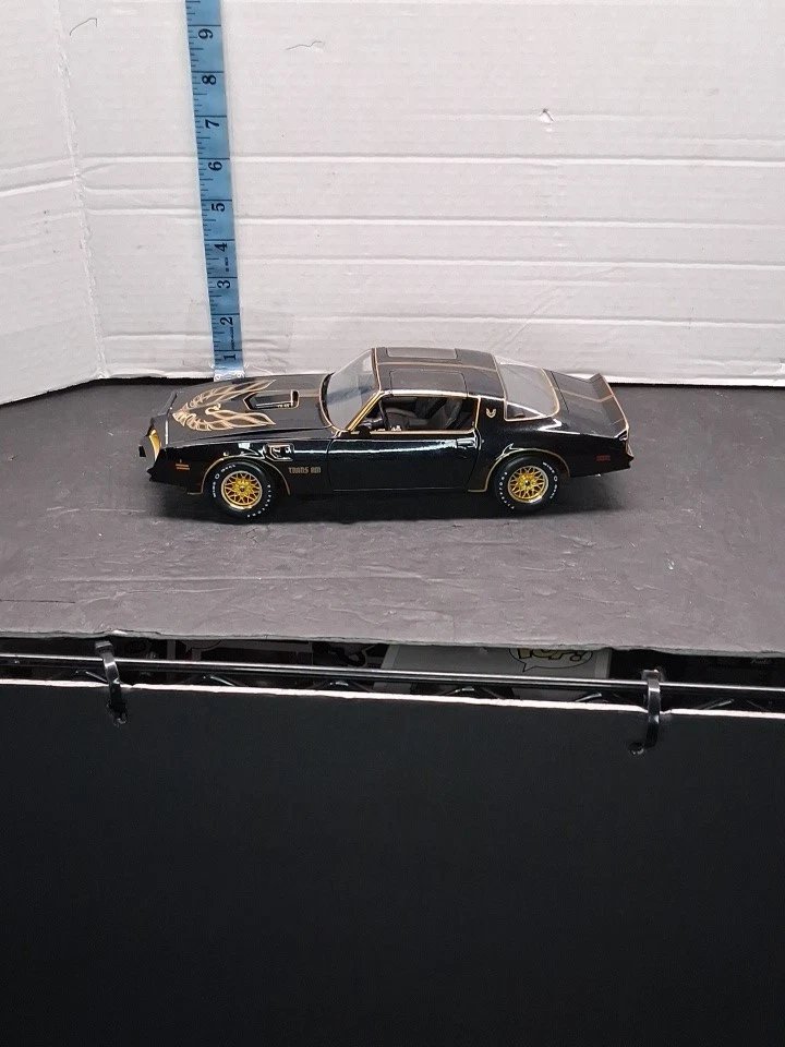 ertl 1/18 トランザム中古美品smokey and the bandit ERTL SMOKEY AND THE BANDIT BANDIT'S TRANS AM 1:18 PONTIAC | eBay