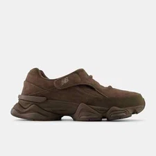 New Balance Unisex 8040 Shoes in Brown