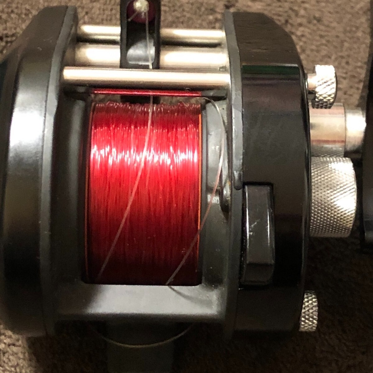 Ryobi Caspro Caspro V-mag4 Gear Ratio 5.0:1 Bait Reel Right Handle