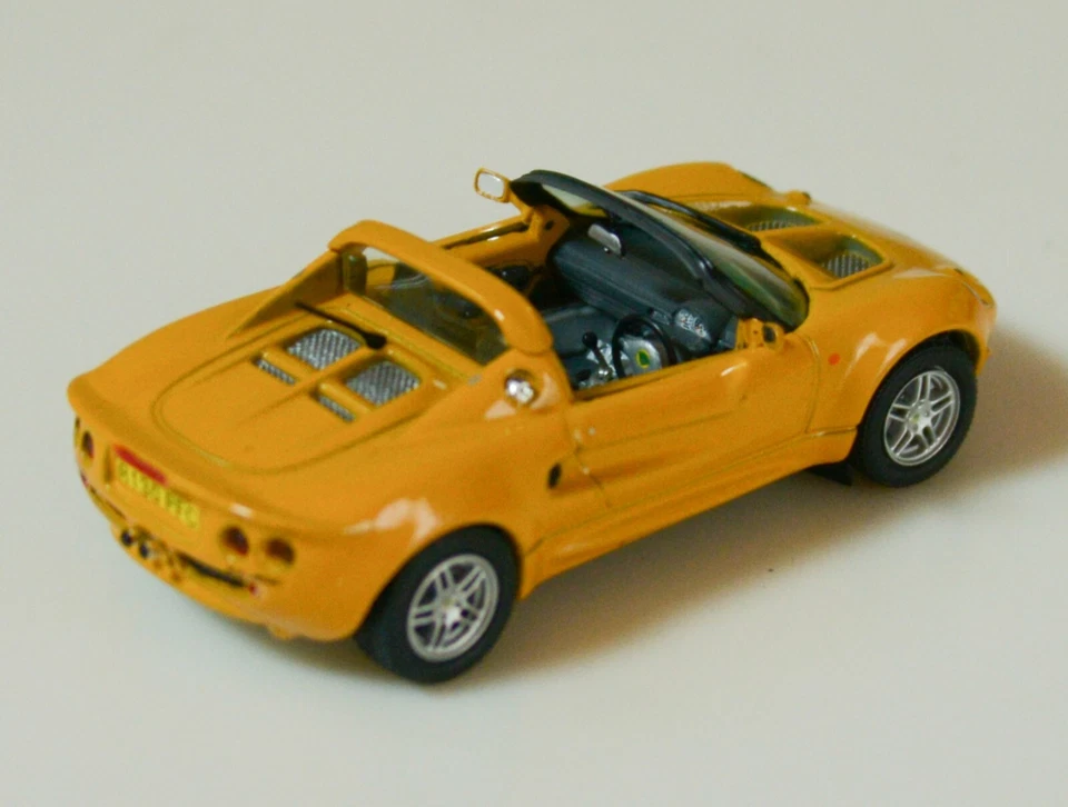 Miniature 1/43 - LOTUS Elite Mk1 - VITESSE 1:43 - Edition limitée de 1440 ex. - Photo 2/4