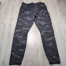 Athleta Ultimate 7/8 Tight Leggings with Pockets - Size M EUC 