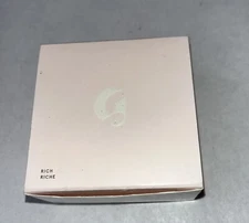 GLOSSIER WOWDER Weightless Finishing Powder NEW Ruch Riche