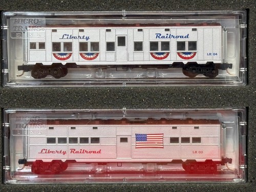 Micro-Trains Micro Seasons 993 21 030 Liberty Railroad Diesel Loco & 3 Cars - Picture 2 of 9