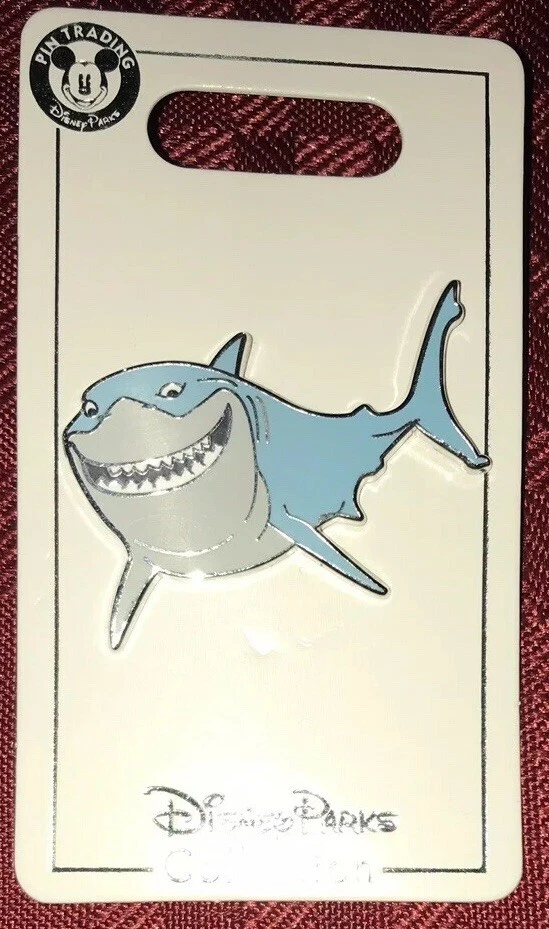 Juego de prendedores Finding Dory Squirt y Nemo de los parques de Disney y prendedor Bruce el tiburón nuevo difícil de encontrar Foto 2 de 4