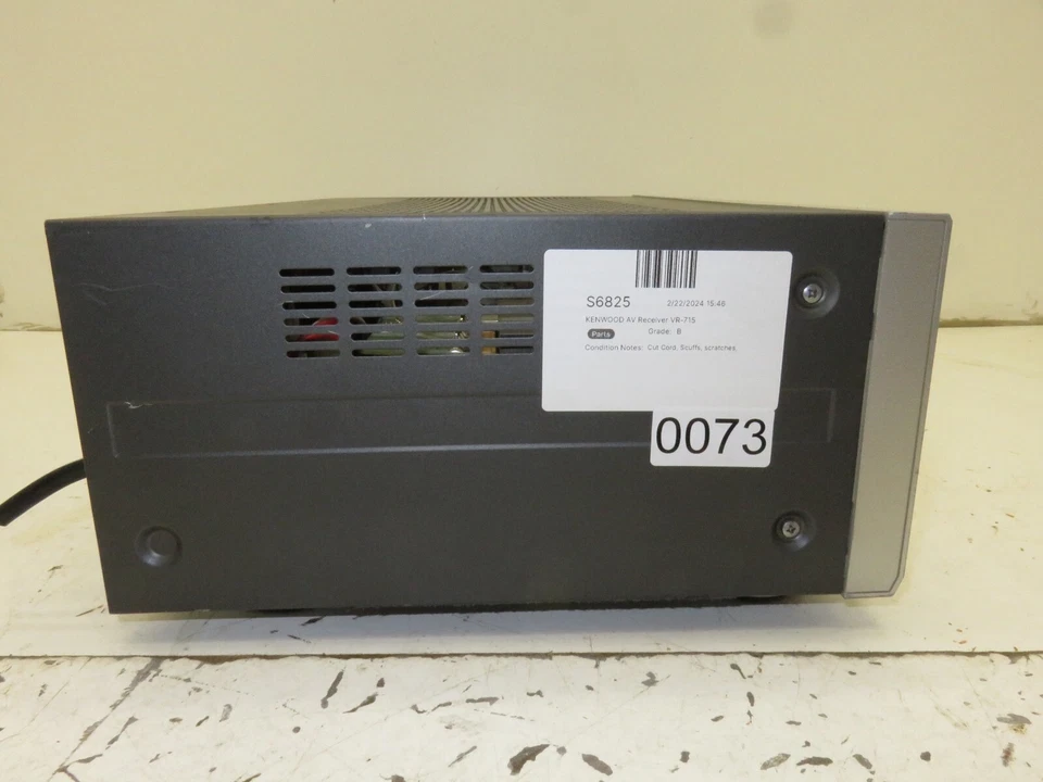 Kenwood VR-715 AV Surround Receiver - Parts/Repair - Cord Cut - Image 2 of 4