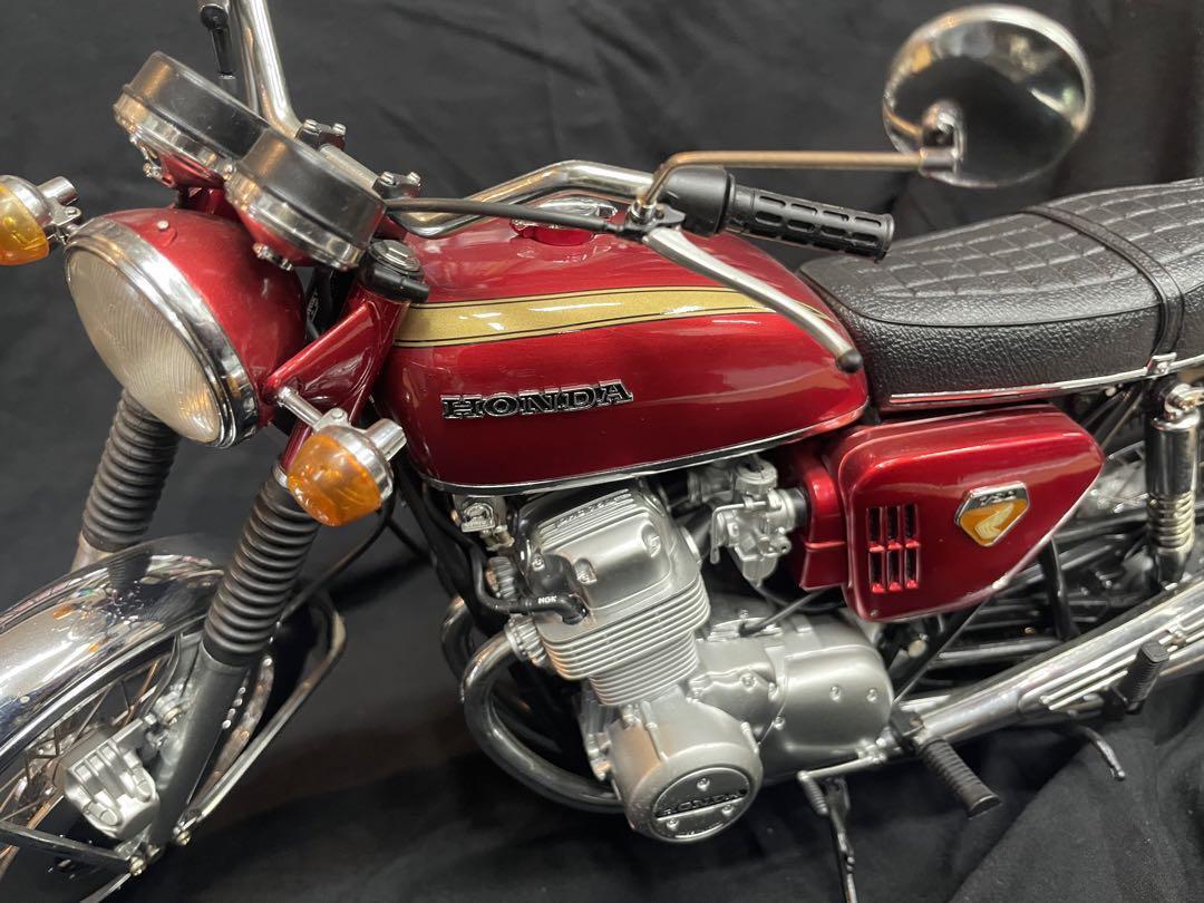 Honda CB 750 K0 6/1スケール Honda CB750 K0 Motorcycle Model 1:6 Scale Diecast