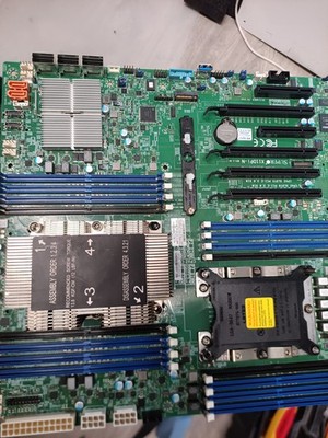 Supermicro X11DPi-N Mainboard Dual LGA3647 + Intel Xeon Silver CPU + Kühler TE