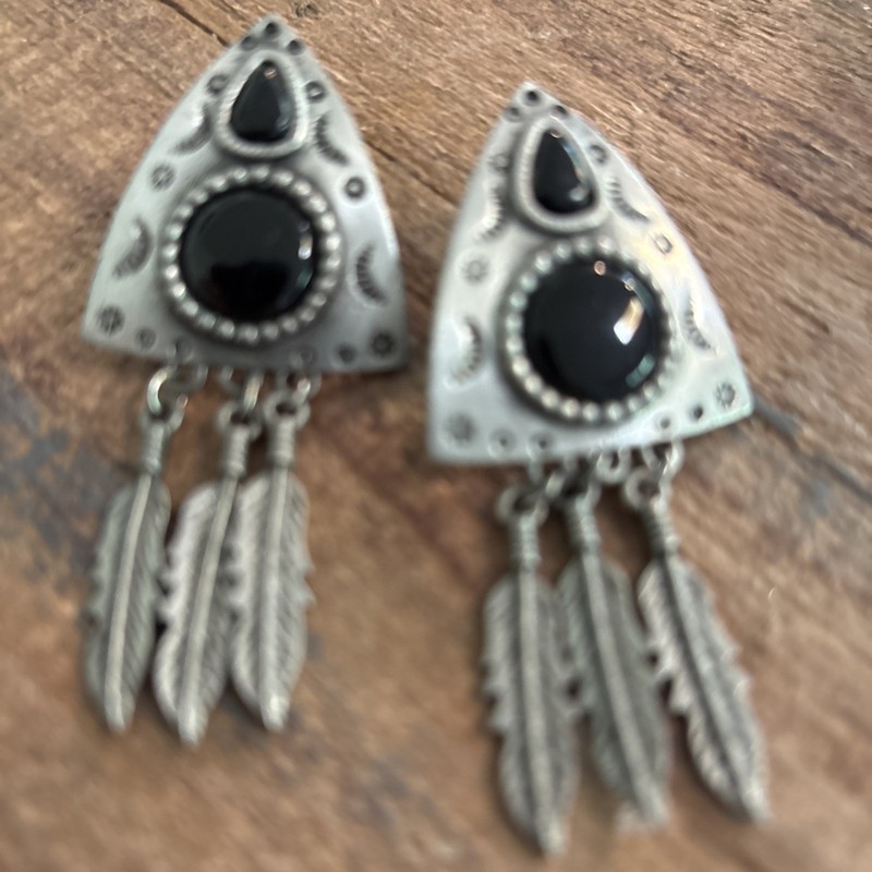 Faux Onyx Silver Tone Southwestern Style pierced earrings
