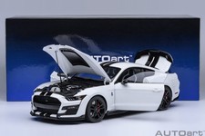 Autoart Ford Mustang Shelby GT500 (Oxford White) 1/18 Scale New!