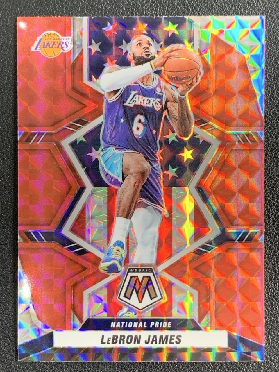 Lebron James 2021-22 Panini Mosaic National Pride Red Mosaic Prizm #246