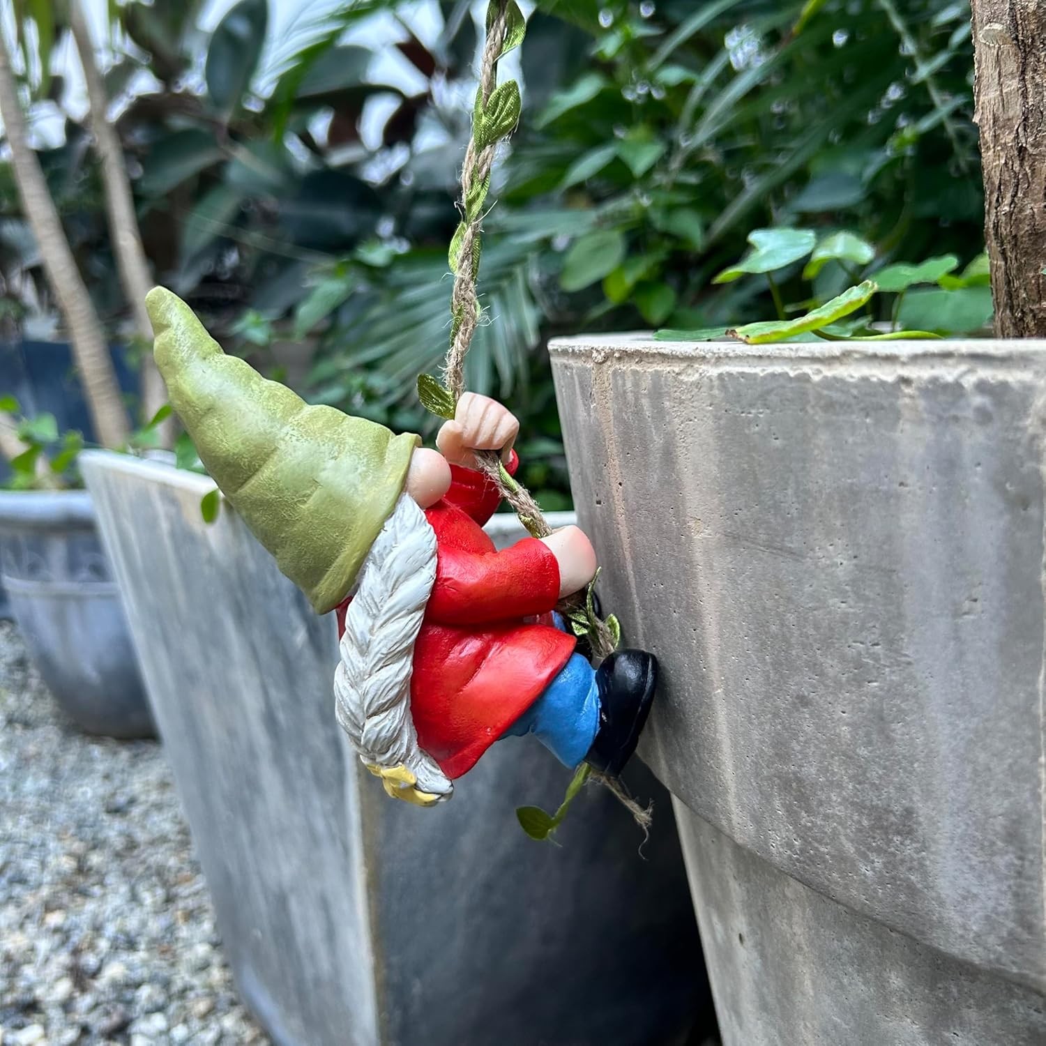 Hanging Climbing Garden Gnome Statue Outdoor Decor Figurine