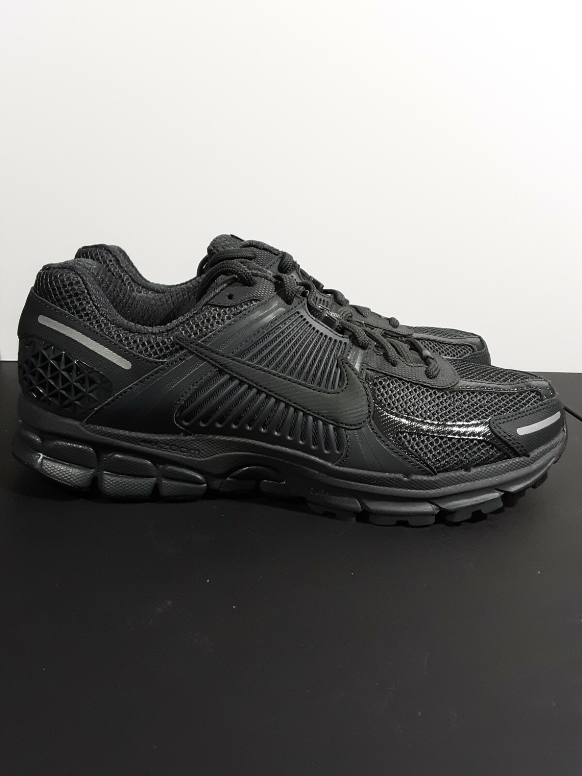 nike zoom vomero 5 anthracite