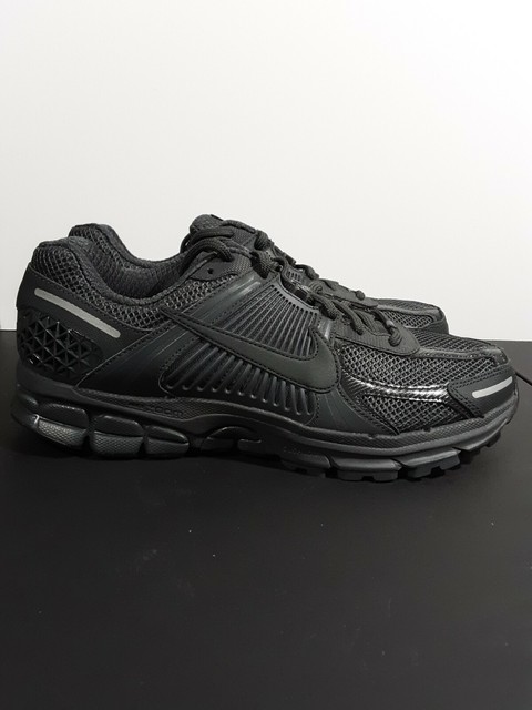 nike vomero 5 sp black