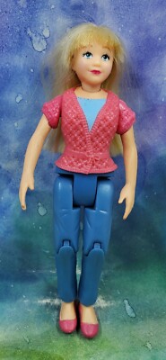FP1 2011 Fisher Price Loving Family Dollhouse Mom Woman Blonde Brushable Hair