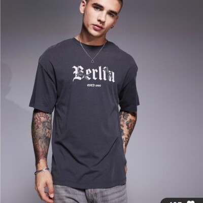 ADPT Men s oversized Berlin print t-shirt in washed gray Large