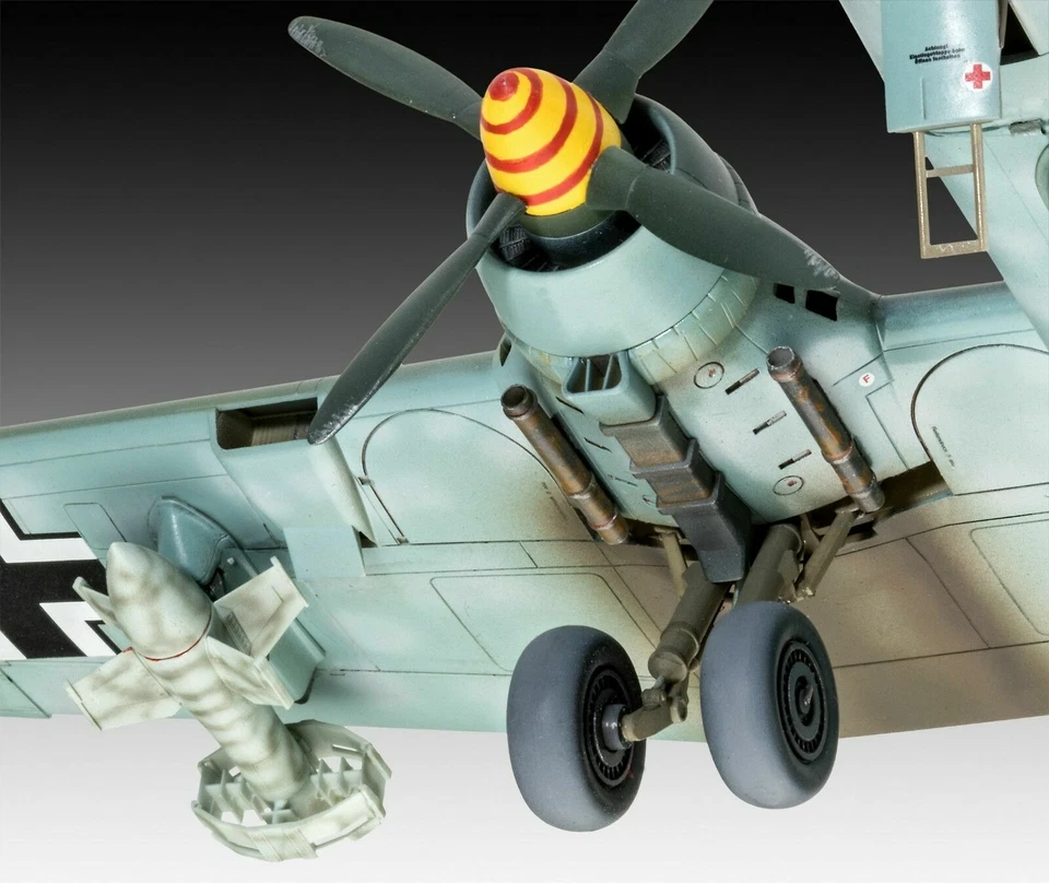 Revell 03913 Heinkel He177 A-5 "Greif" Kit Montaggio 1/72 - Immagine 3 di 3