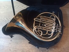 French Horn B & H 400