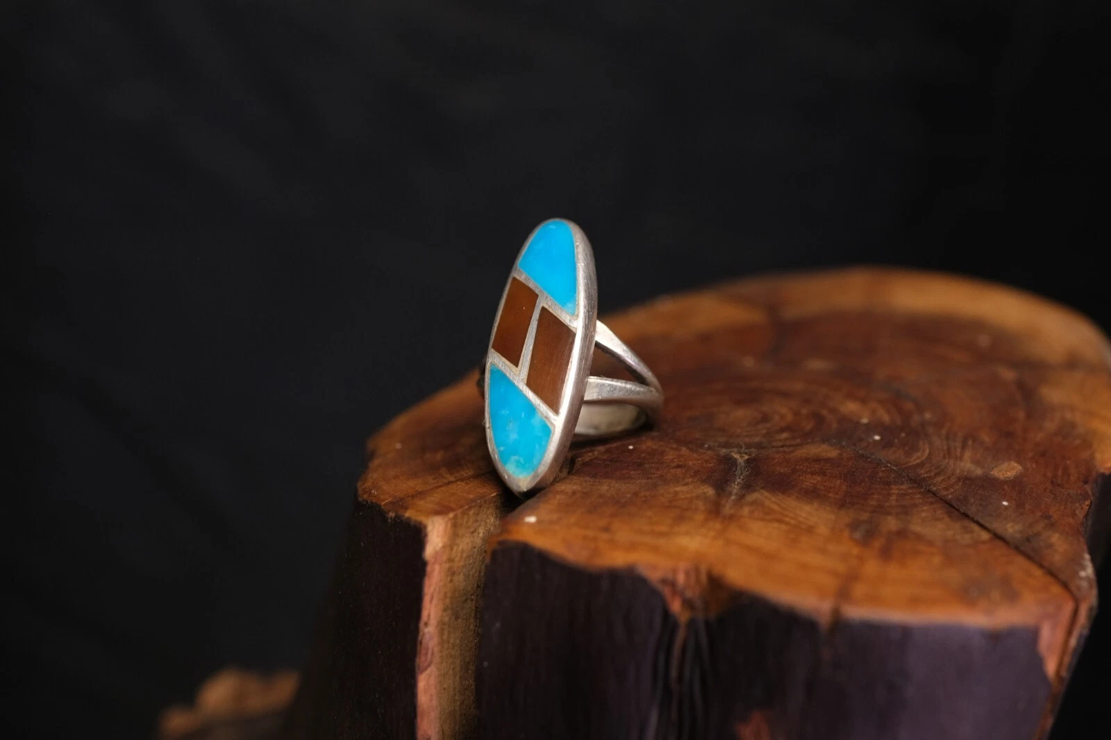 Vintage 1970s Native American Southwest Turquoise Inlay Ring Size 4