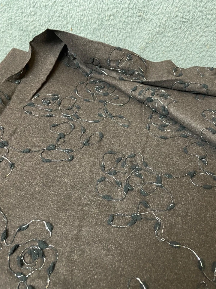 Fabric Lot 2 Yds 34 Ins 58 W Fall Suitings Brown Embroidered Blk Silver Wool - Image 4 of 4
