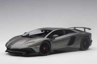 SEALED AUTOart Lamborghini Aventador LP750-4 SV Grigio Titans/ matt grey 1:18