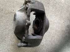 1074200083 Und 1074200083 Mercedes W107 R107 Bremssattel 1074200083 Und 1074200083 Mercedes W107 R107 Bremssattel