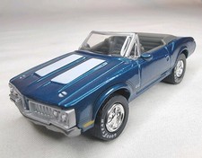 1970 Olds 442 Blue Hot Rod 164 Diecast Model W Real Riders Rubber Tires - Euc 1970 Olds 442 Blue Hot Rod 164 Diecast Model W Real Riders Rubber Tires - Euc