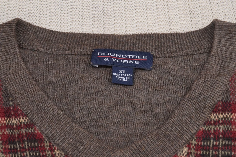 Chaleco Suéter Roundtree Yorke Para Hombres Extra Extra Grande Marrón Borgoña Cuadros Cuello en V Foto 3 de 4