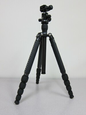 MeFOTO C1350Q1KL RoadTrip Classic Leather Edition Tripod (Carbon Fiber)