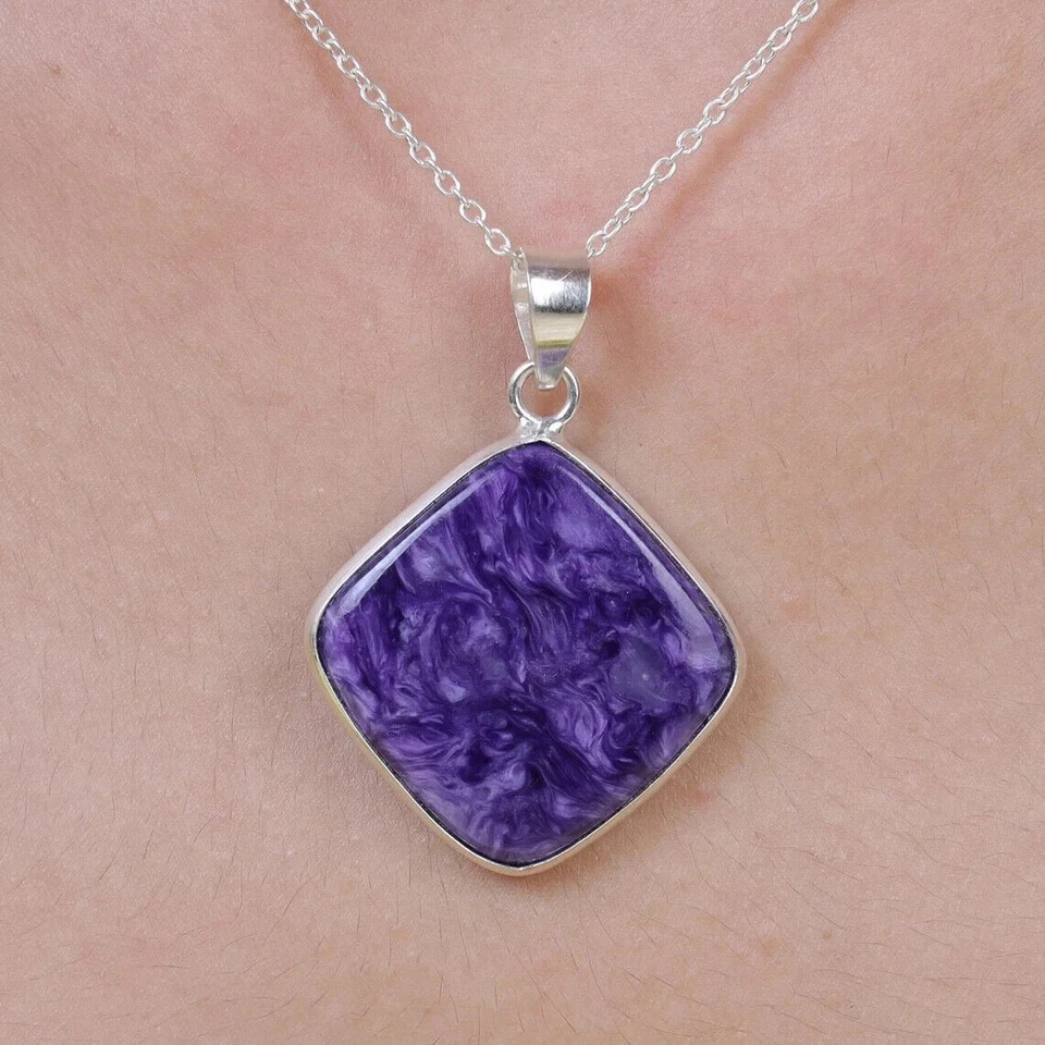 AAA+ Charoite Ciondolo 925 Argento Sterling Cuscino a Forma Di Diploma Regalo - Immagine 2 di 4