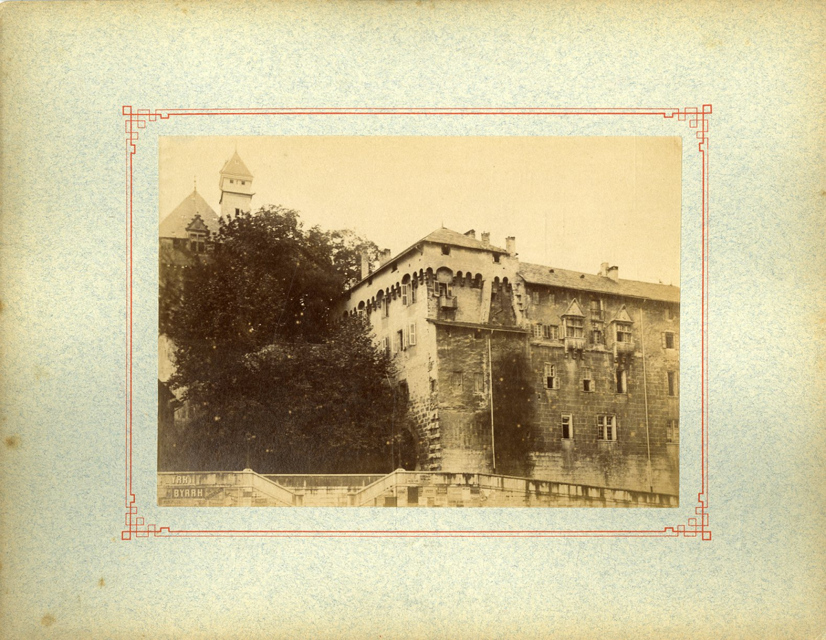 Tirage Albuminé Vintage Du Donjon De Chambéry - France, Circa 1880, Format 33,5x25 Cm