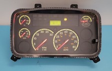 2011 FREIGHTLINER M2/B2/VARIOUS MODELS USED INSTRUMENT CLUSTER P#A22-66979-001