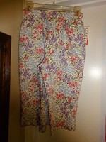 Bonworth Bon Worth Ladies Xsp White With Lavender Pink Blue Flower Capri's Bonworth Bon Worth Ladies Xsp White With Lavender Pink Blue Flower Capri's