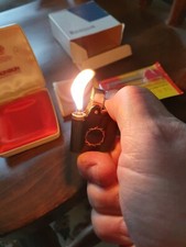 RONSON MILADY V.M. 450 VARAFLAME GOLD FLASH/BLACK ENAMEL/DIAMOND CUT LIGHTER