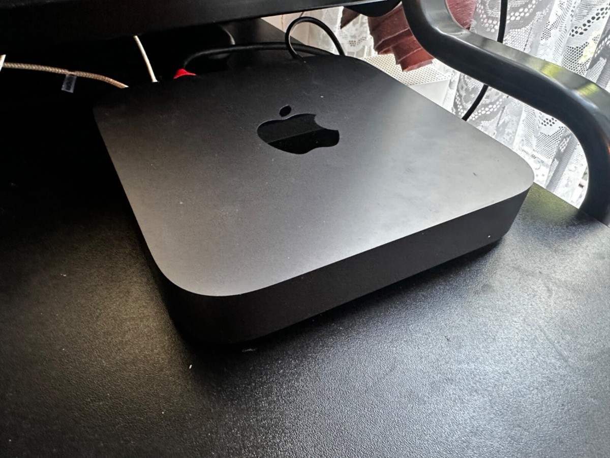 美品　Mac mini 2018 i7 3.2GHz/32GB/SSD512GB Mac mini Apple MRTT2J/A A1993 2018 小型デスク 選べるOS [Core i7