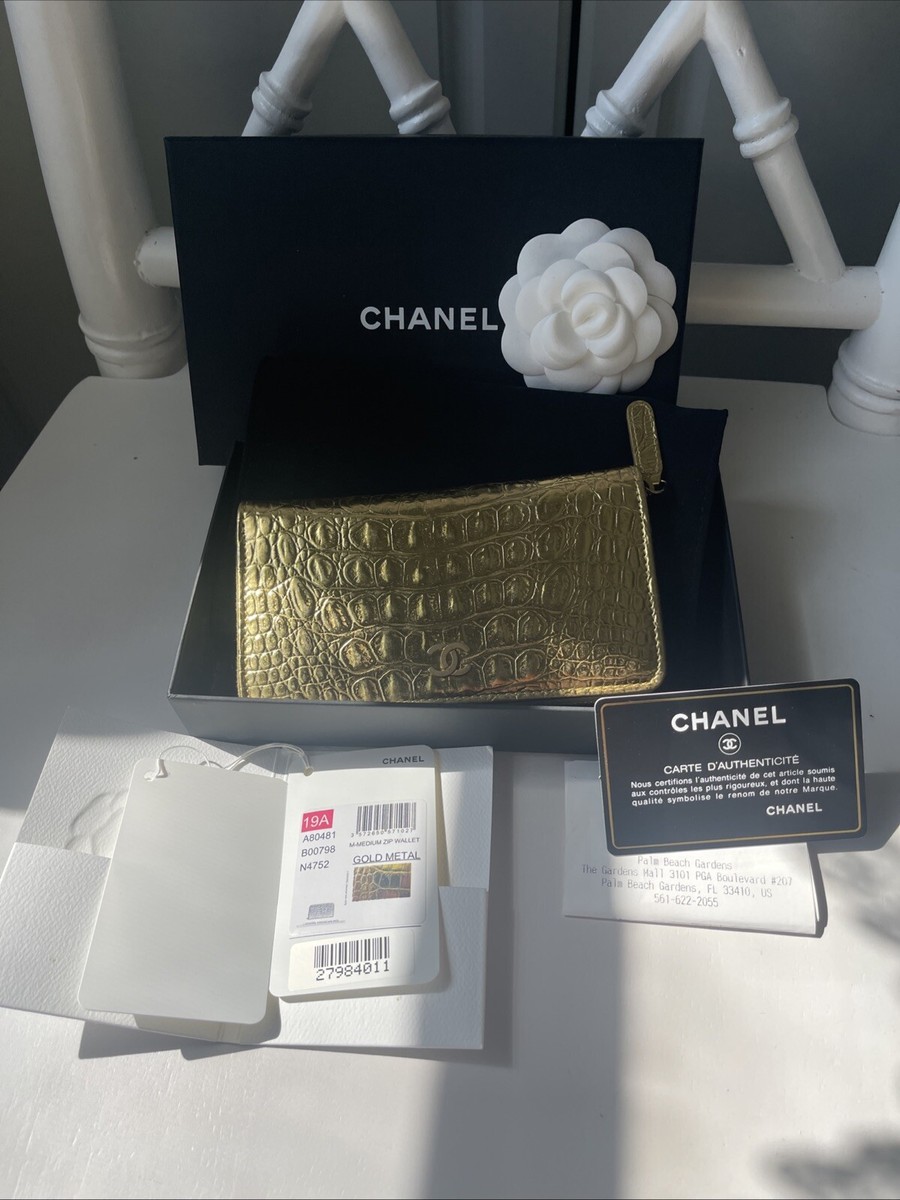 CHANEL Wallet Embossed Metallic Croc Metier d'Art 2019 Egyptian