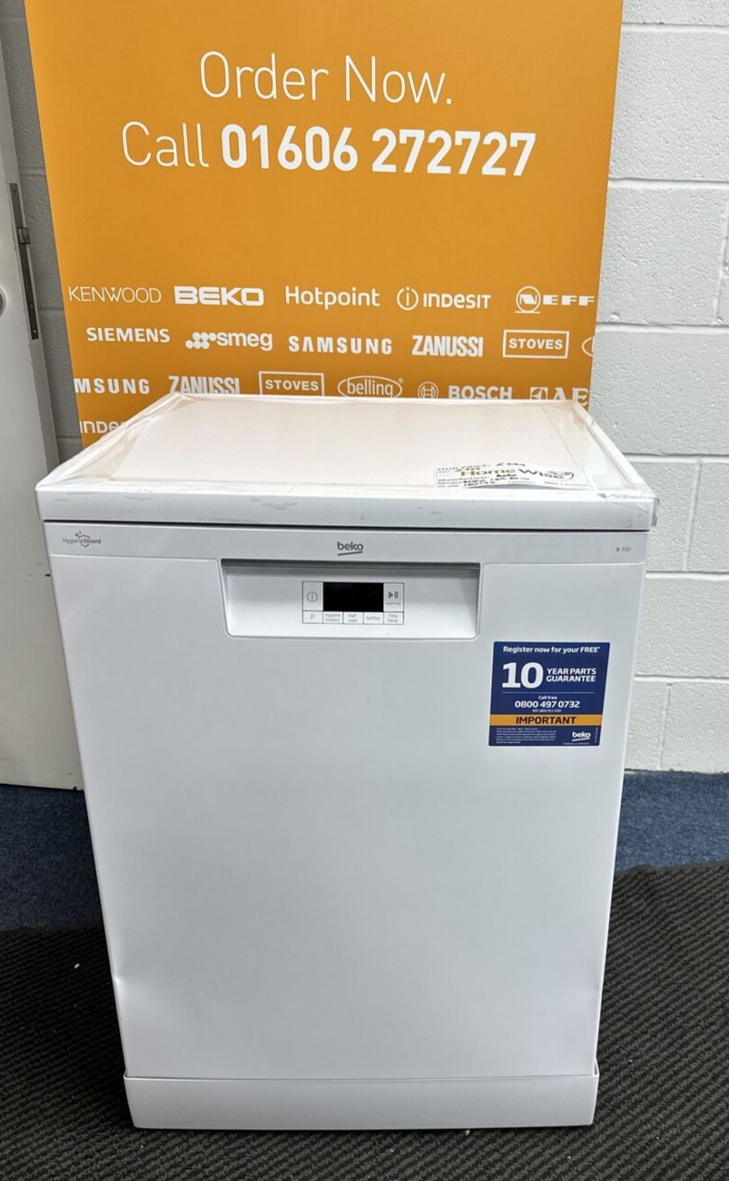 Beko Standard Dishwasher 60CM White BDFN15430W GRADED (DENTED FRONT