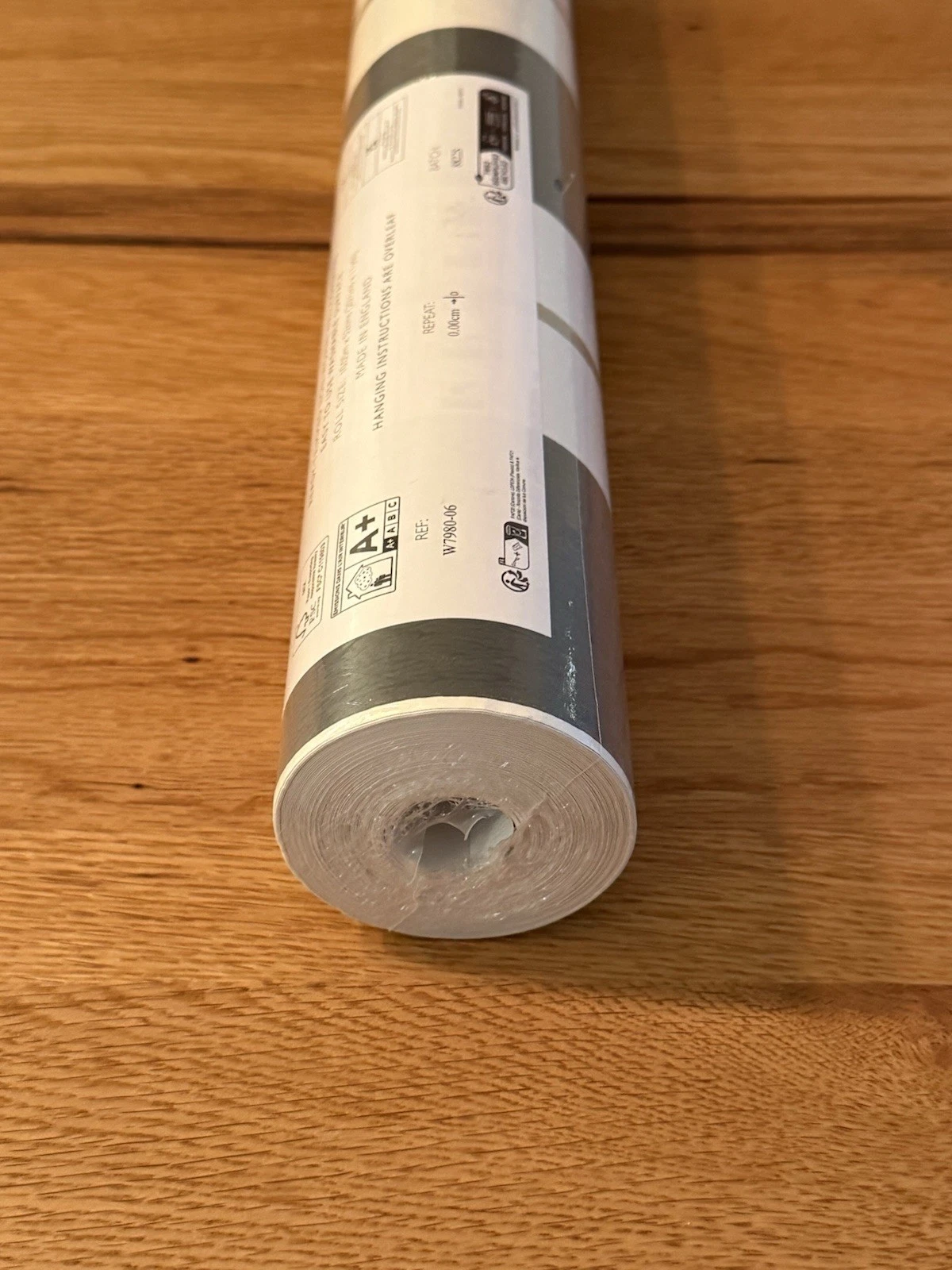 Osborne & Little Wallpaper W7980-06 Bramante Stripe - Brand New Sealed 5