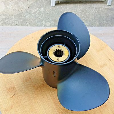Mercury Boat Propeller Solas Amita 11'' Diameter x 15'' Pitch RH 1311-110-15