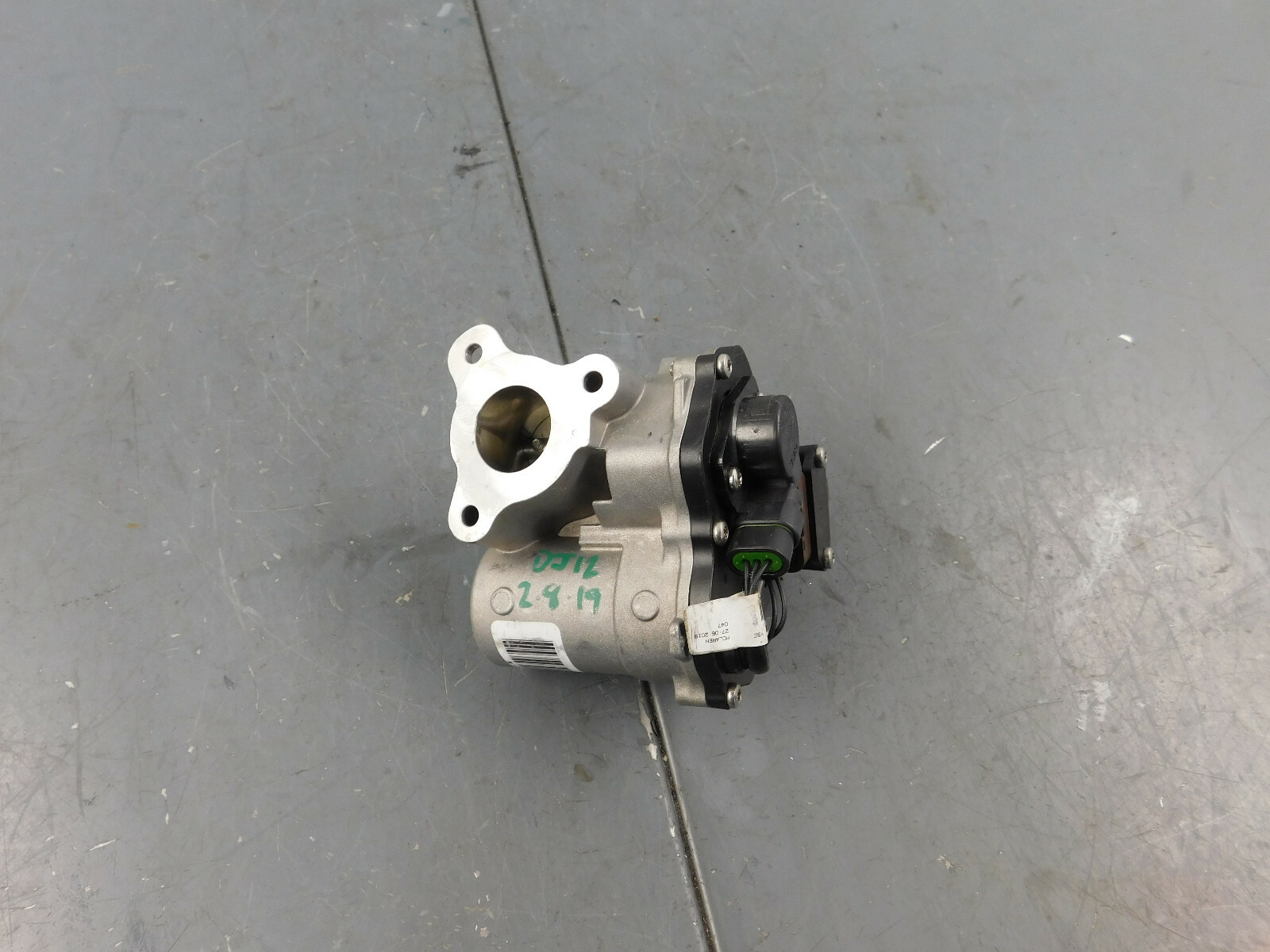 18 19 20 McLaren 720S 720 M840T 4.0L  Intake Air Pump 00475682  #0002 G4