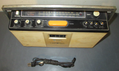 レア盤!! BISCUIT / MY RADIO Vintage McDonald portable Stereo 8 track Am-Fm MPX Radio player