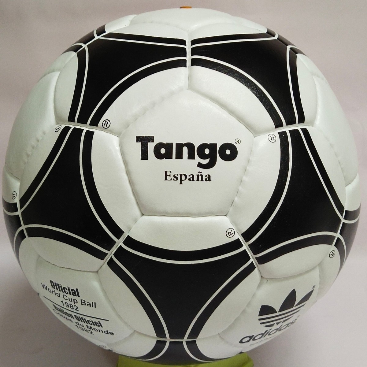 Official Adidas Tango Espana 1982 World Cup Ball, Size 5. | eBay