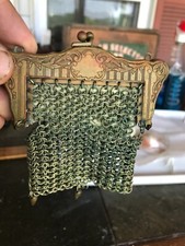 ANTIQUE VICTORIAN ART NOUVEAU BRASS CHAIN MESH CHANGE PURSE