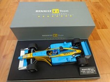 UNIVERSAL HOBBIES 1/18 MILD SEVEN RENAULT R202 JARNO TRULLI 2002 FORMULA1 F1 CAR
