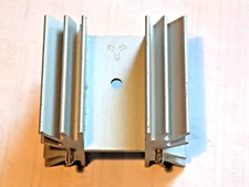 2 pcs THERMALLOY TRANSISTOR TO220 TO-220 HEAT SINK COOLER NEW 38mm x 25mm x 42mm