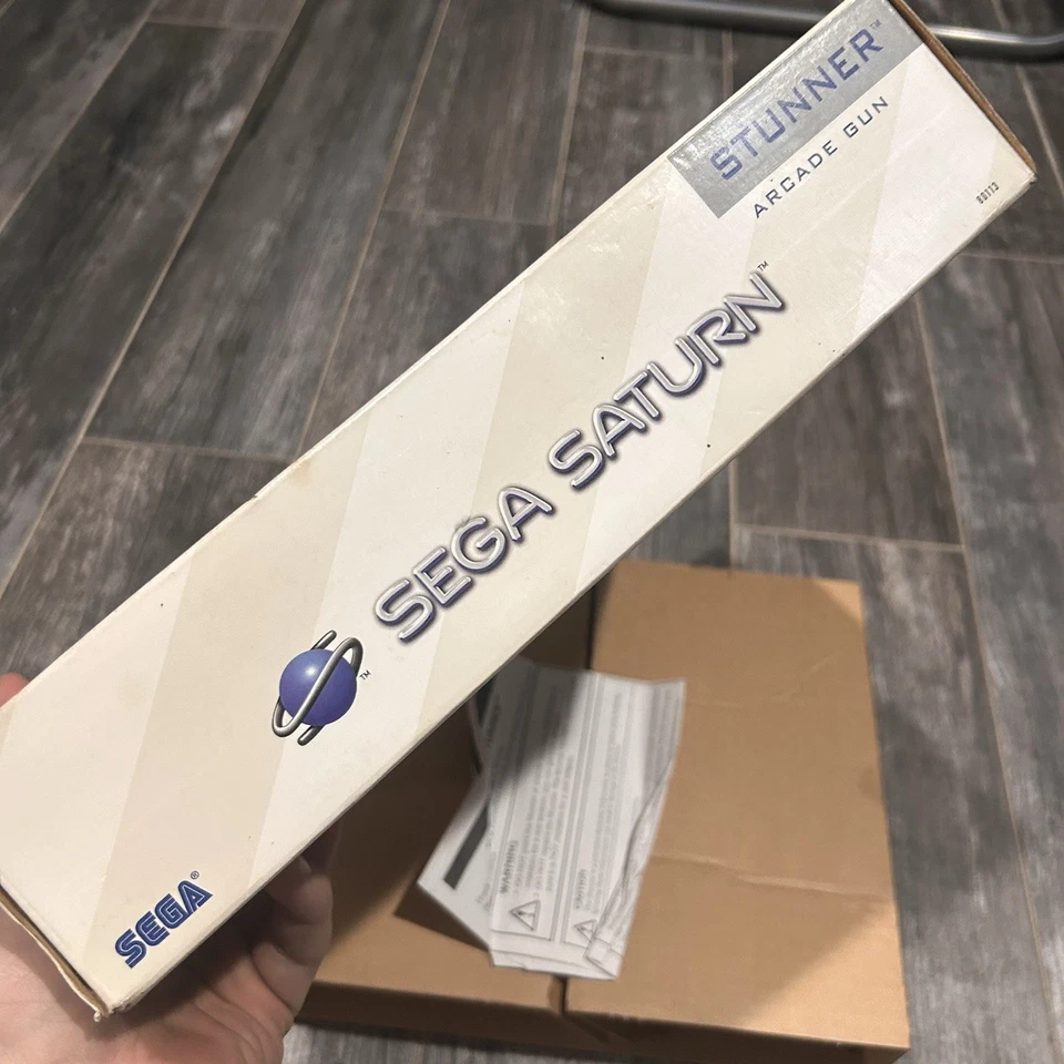 Pistola arcade Sega Saturn Stunner completa en caja Foto 4 de 4