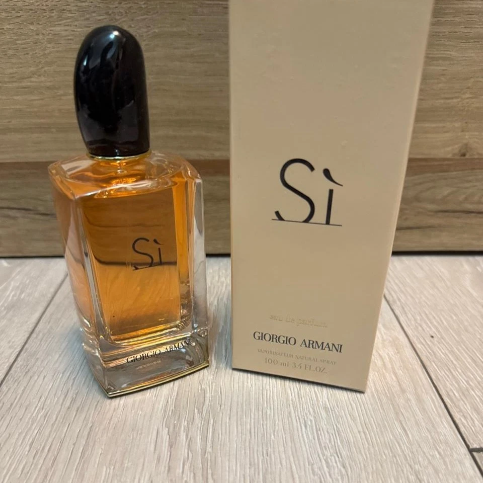 Giorgio Armani Si парфюмированная вода 100 мл - открытая коробка (неиспользованное состояние товара) - Изображение 2 из 4
