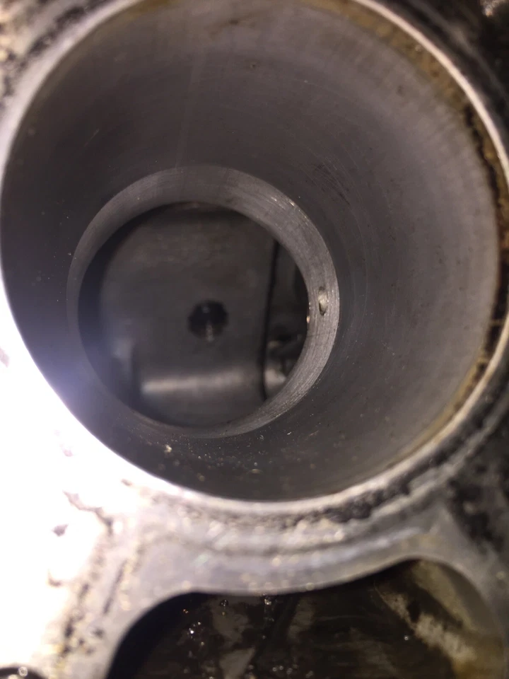 Yamaha Ef1000 Crankcase Assembly  - Image 3 of 4