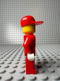 LEGO RACERS -- F1 FERRARI ENGINEER MINIFIGURE WITH SHELL TORSO STICKERS 8144